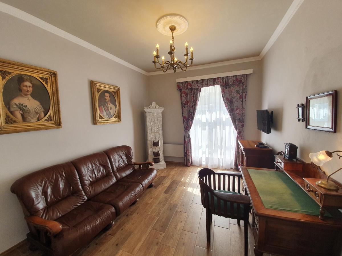 Lesni Hotel Perslak Nová Bystřice Extérieur photo