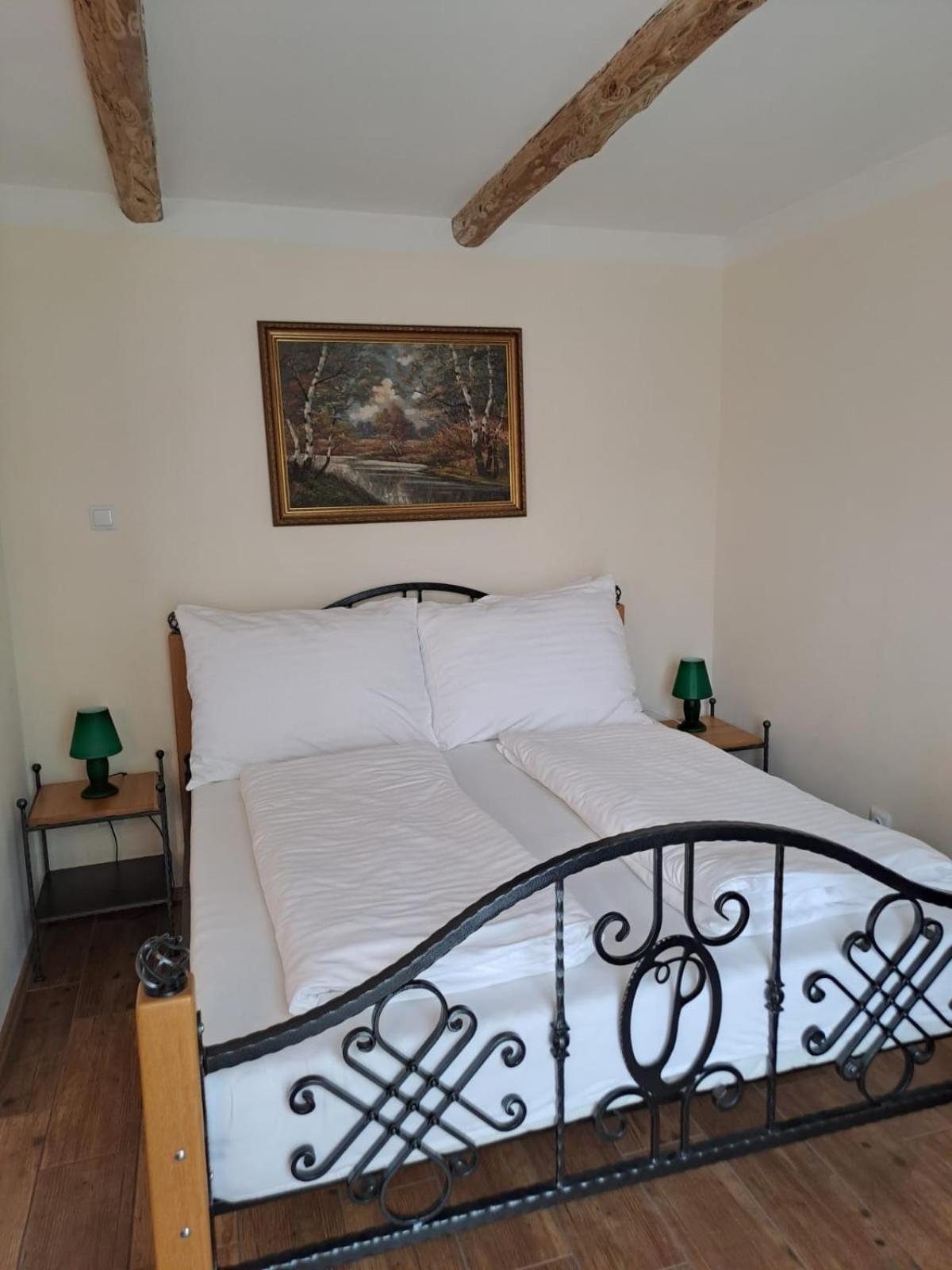 Lesni Hotel Perslak Nová Bystřice Extérieur photo
