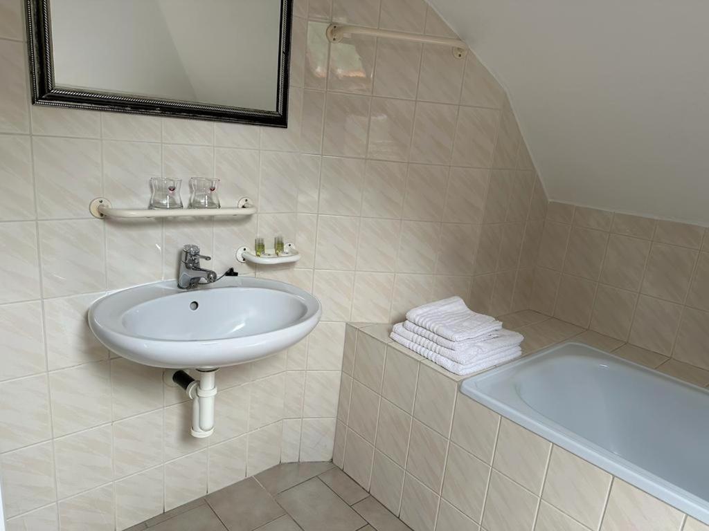 Lesni Hotel Perslak Nová Bystřice Extérieur photo